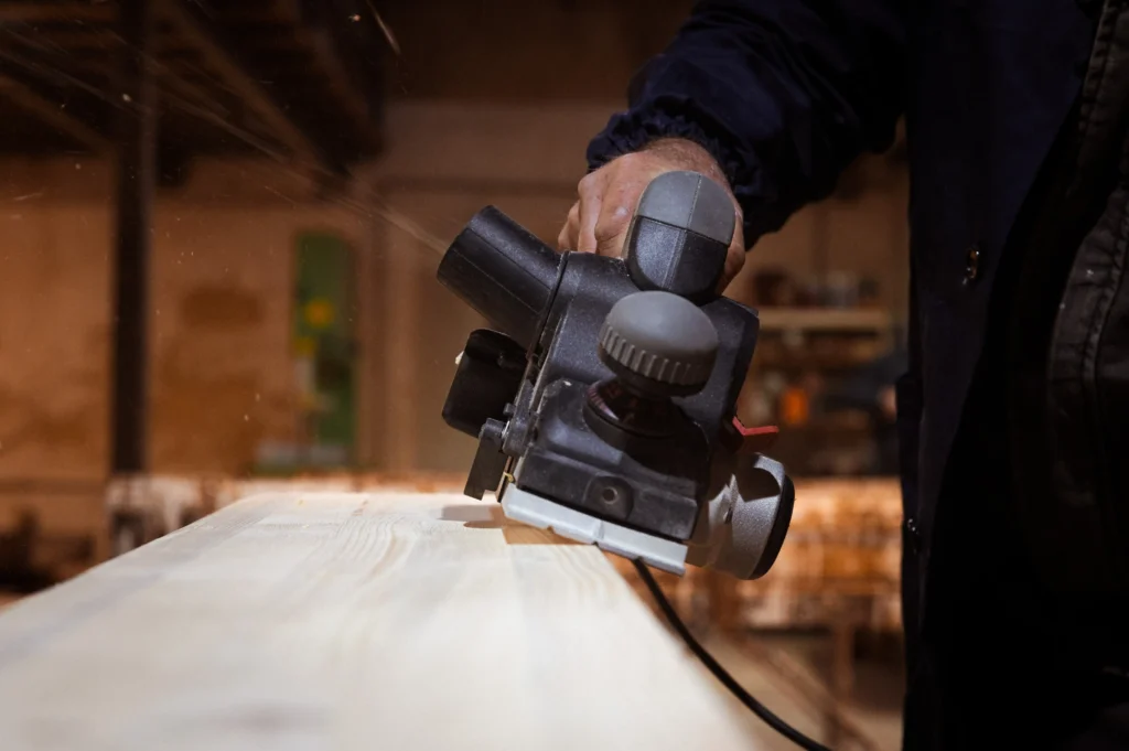 Lavorazione del legno artigianale in Sicilia | Trepiù - Costruzioni in Legno